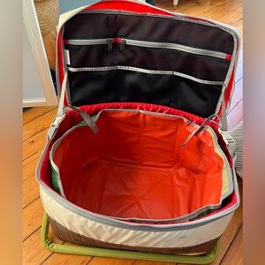 Alite Soft-Sided Cooler with Removable Waterproof Lining